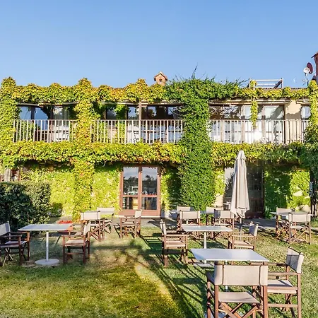 Foresteria Settevie Casa di campagna Treiso