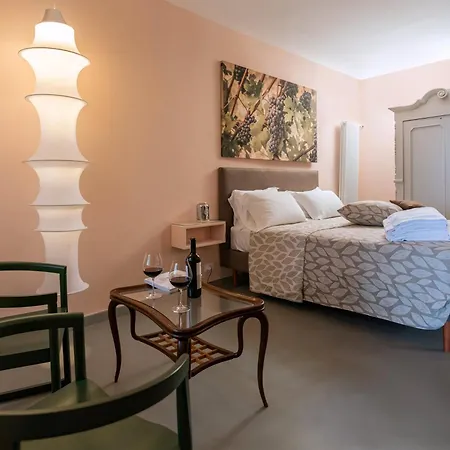Foresteria Settevie Casa di campagna Treiso